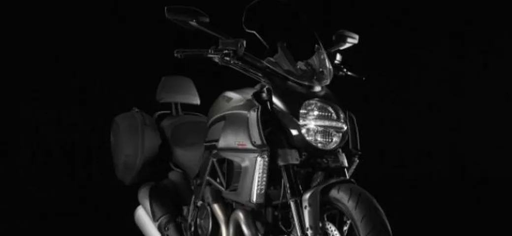 Ducati Diavel Strada 2013