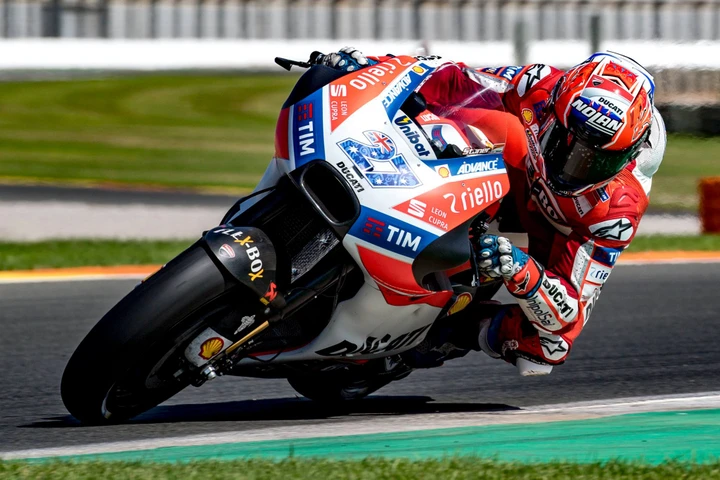 MotoGP: Ecco Casey Stoner sulla Ducati GP17 a Valencia [Foto]