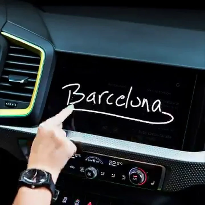 Audi A1 - Virtual Cockpit e MMi Touch Display