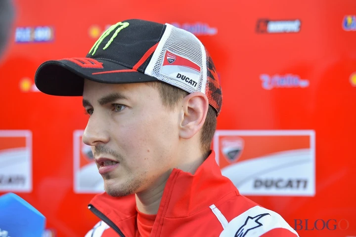 Test Australia, Lorenzo: 