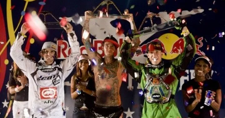Red Bull X-Fighters: Stenberg si impone a Rio!
