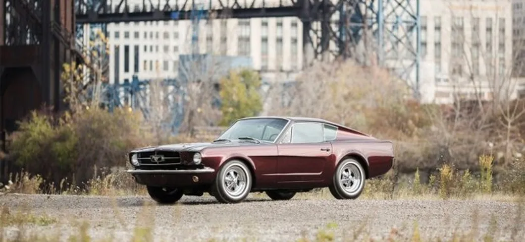 Va all’asta Shorty, la Ford Mustang a passo corto