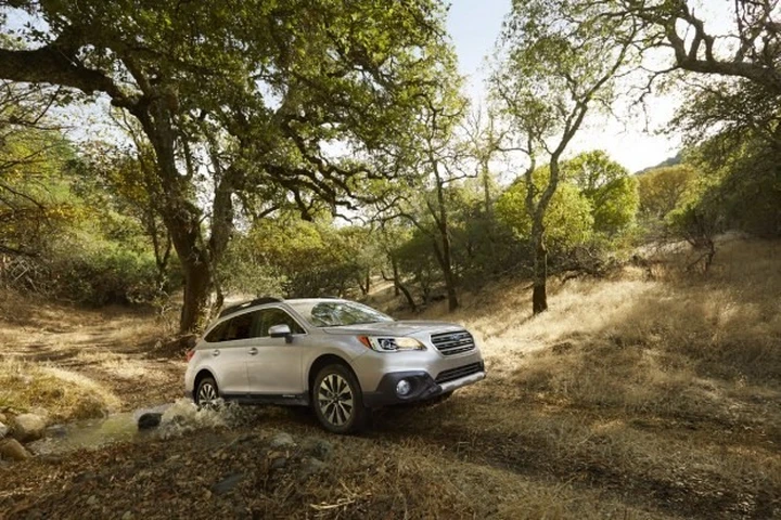 Subaru Outback: foto ed informazioni sul nuovo modello