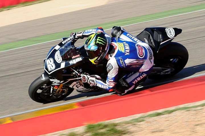 Il team Pata Yamaha conclude positivamente i test WSBK di Jerez
