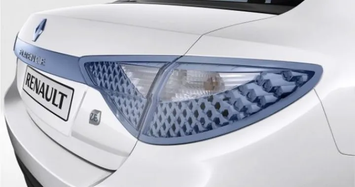 Renault: numero verde per le auto elettriche