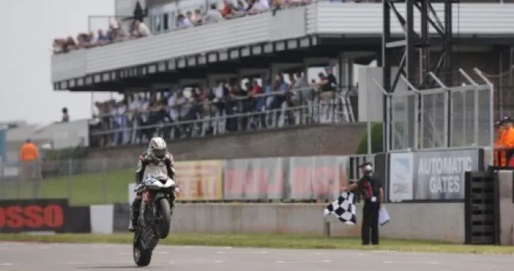 Test Supersport: Progressi per la Triumph nei test di Imola