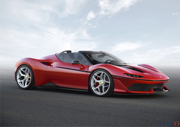 Ferrari J50: torna in vendita uno dei 10 esemplari della supercar