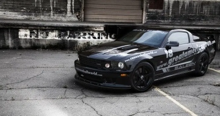 Mustang Saleen S281 Extreme: la più impetuosa delle Mustang