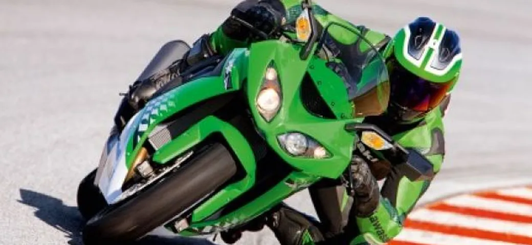 Nuove foto della Kawasaki Ninja ZX-10R 2010