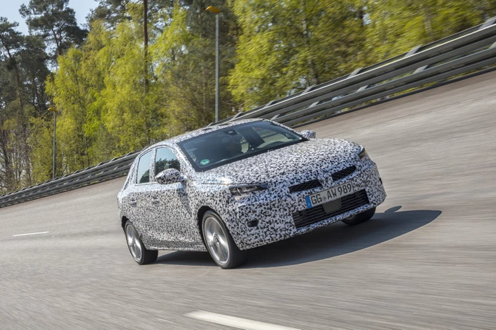 Opel Corsa 2019, ultimi collaudi
