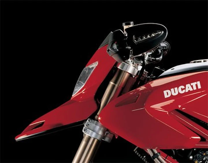 Ducati Hypermotard, dati e dettagli