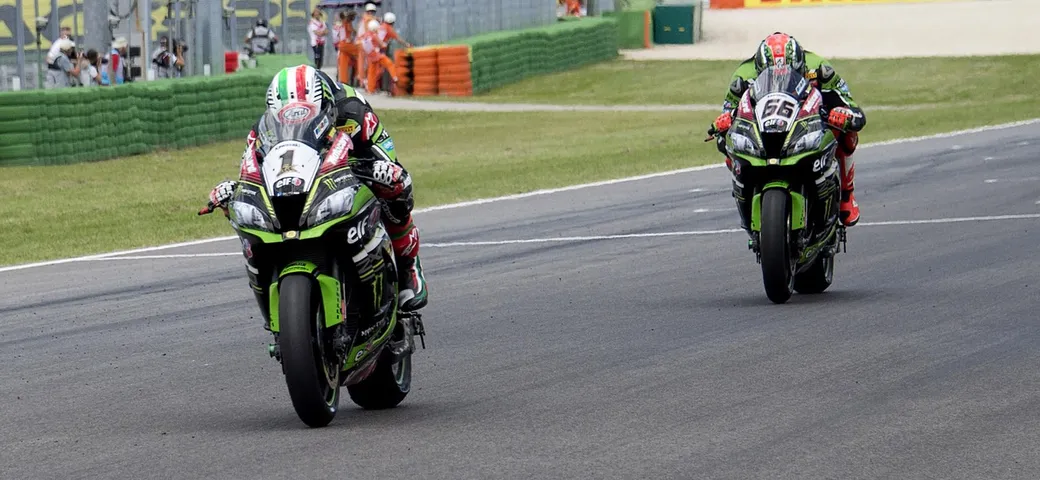 SBK Misano, doppietta di Rea: ma non è show. Chi ferma la “crisi”?