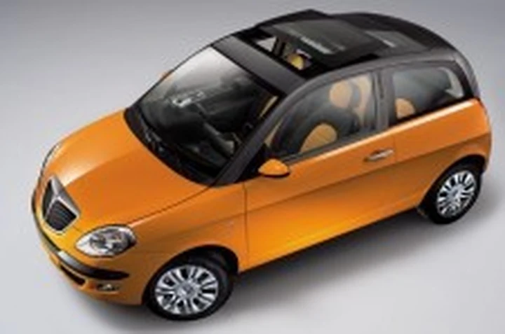 Lancia Ypsilon Momo edition