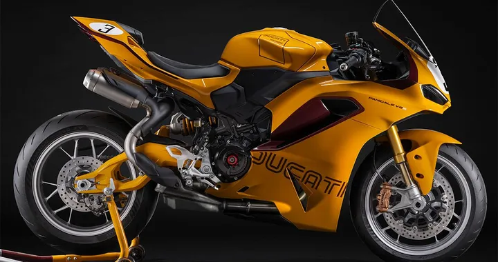 Ducati Panigale V2 S 100 Centenario: torna il mito della 750 Super Sport