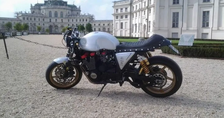 Special: Yamaha XJR 1300 Columbiad by Metal Bike
