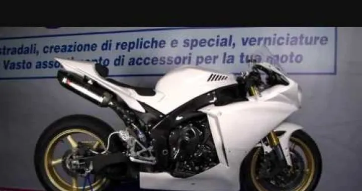 Carenatura per Yamaha YZF-R1 by Flamingo Corse