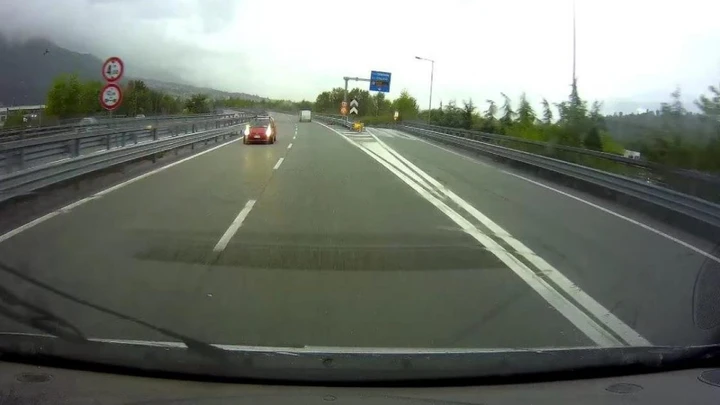 Contromano in autostrada