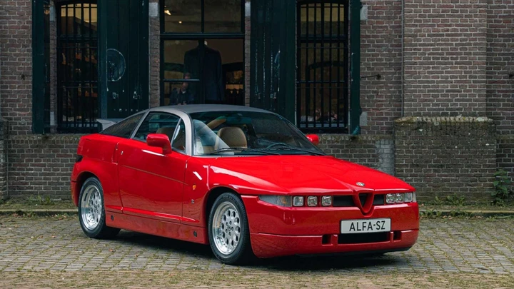 Alfa Romeo SZ, uno stupendo esemplare del '91 all'asta