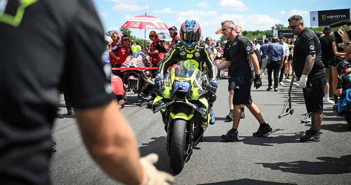 MotoGP, più sicurezza al via: nuova griglia e stop all’holeshot