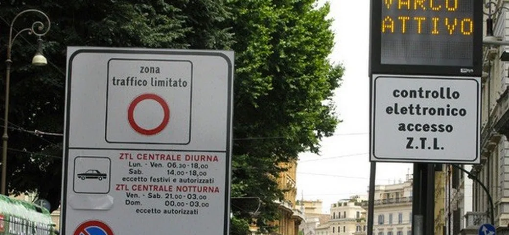 Roma: Ztl “Tridente” vietata anche a moto e scooter