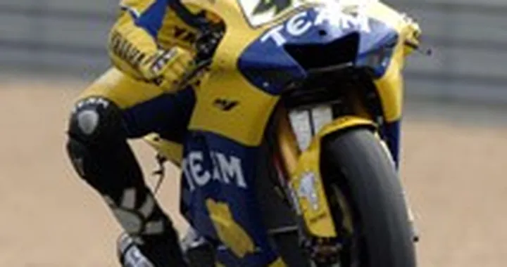 Valentino Rossi resta in MotoGP!
