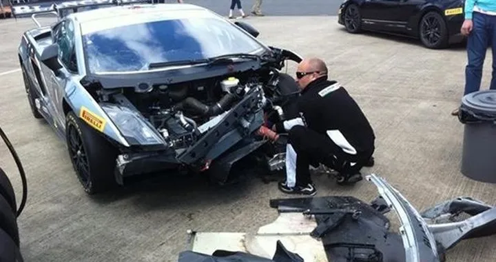 Adrian Newey va a sbattere con la sua Lamborghini Gallardo Super Trofeo