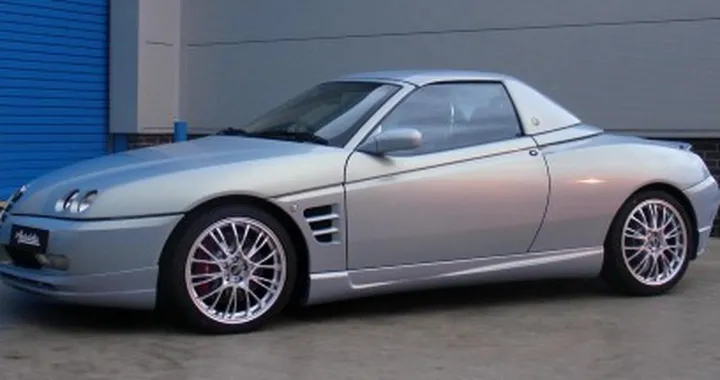 Autodelta presenta l'Alfa Romeo Spider Superflow