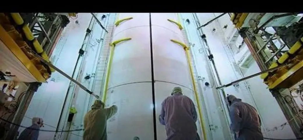 Aprilia celebra l'ultimo volo dello Space Shuttle /video