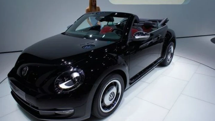 Volkswagen Maggiolino Cabrio al Motor Show di Bologna 2012 Live