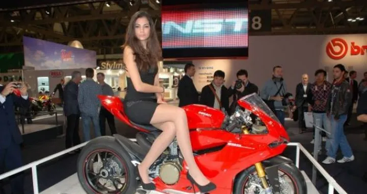 Ducati 1199 Panigale - Salone EICMA Milano 2011