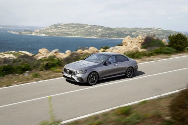 Mercedes-Benz Classe E: nuove indiscrezioni sulla prossima generazione