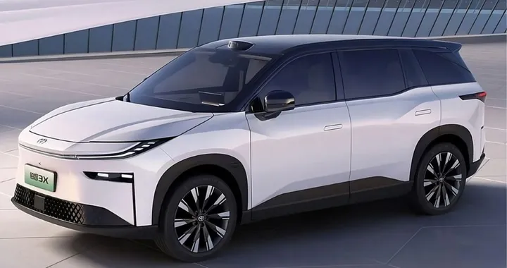 Toyota bZ3X conquista la Cina: vendite record per il nuovo SUV