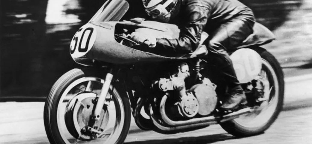 Buon 90° Compleanno Geoff Duke /video