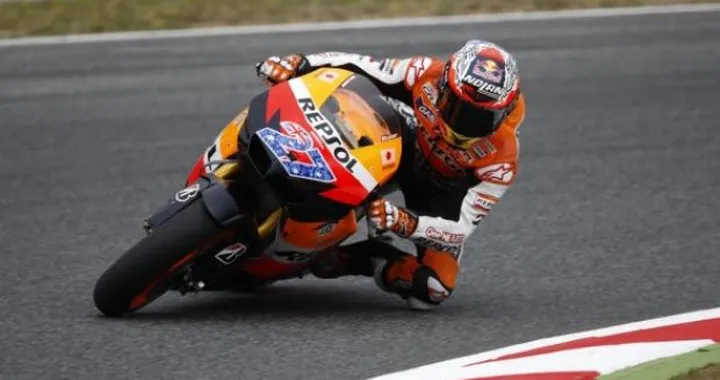 Prima fila provvisoria nel venerdì per Stoner e Dovizioso