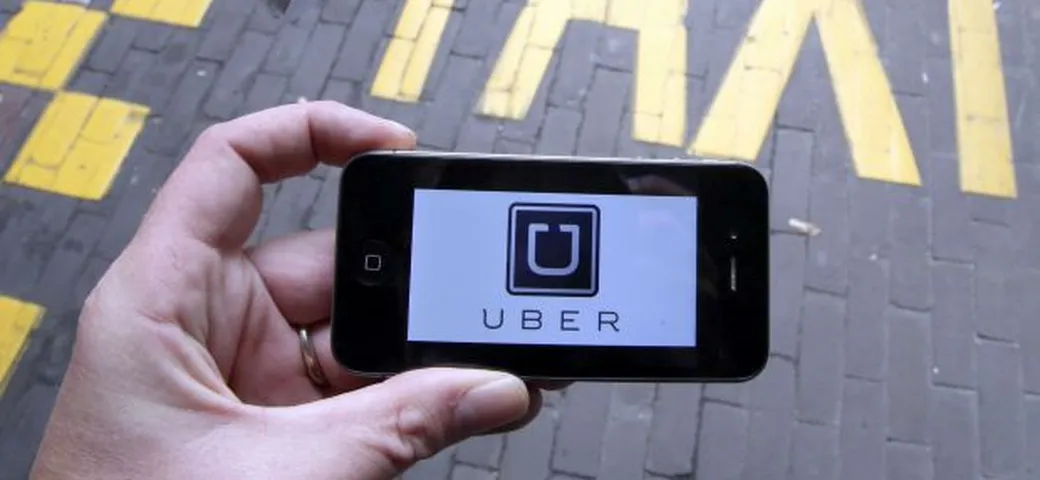 Uber torna a Madrid, però solo con la licenza