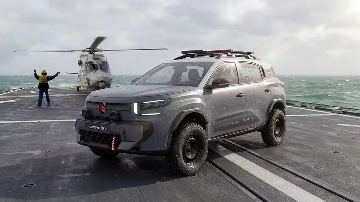Citroën C3 Aircross Marine Nationale: il prototipo celebra 400 anni della Marina