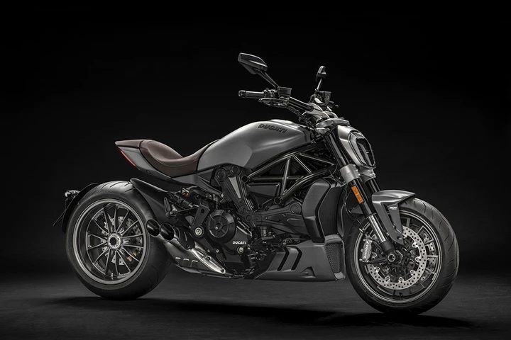 Quel Diavel dell'XDiavel stupisce ancora: Matt Liquid Concrete Grey