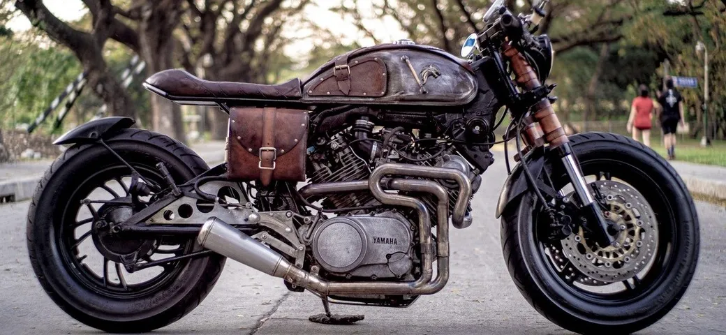 Yamaha XV750 