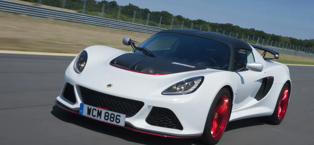 Lotus Exige 360 Cup: foto e caratteristiche