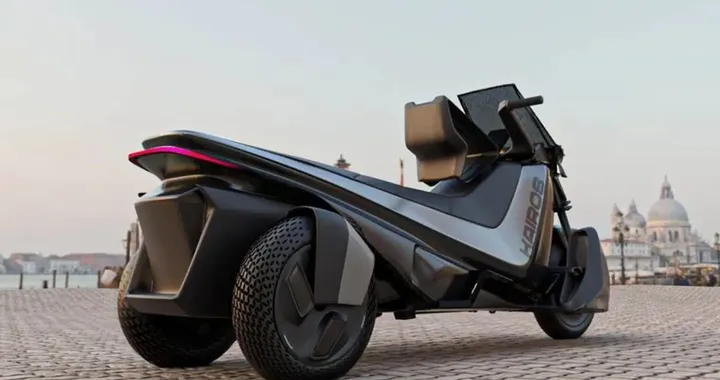 Kairos: triciclo elettrico anti-ribaltamento, sicurezza totale a 150 km/h
