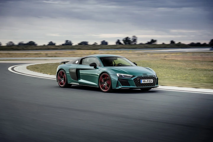 Audi R8: la versione speciale green hell in serie limitata