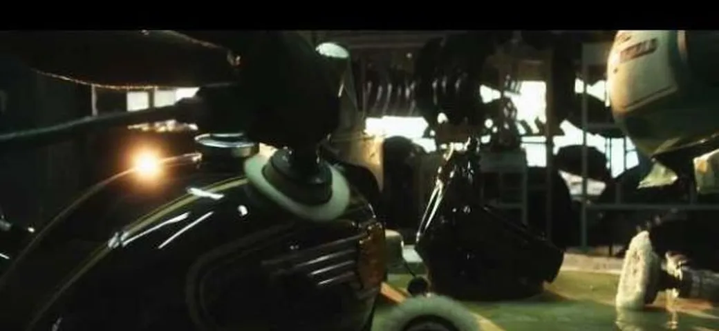 Royal Enfield: fatte a mano a Chennai