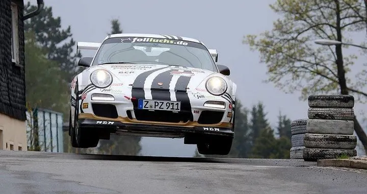 Porsche 997 GT3: un camera-car da brivido [Video]