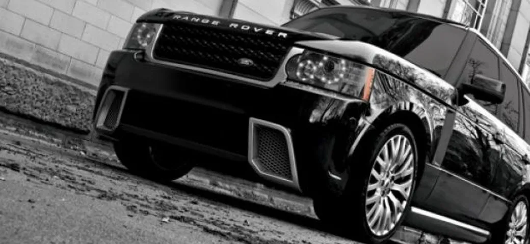 Project Kahn e Cosworth insieme per la Range Rover RS500