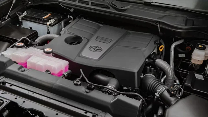 Toyota, per scoprire se il V6 è difettoso ora usa un martello