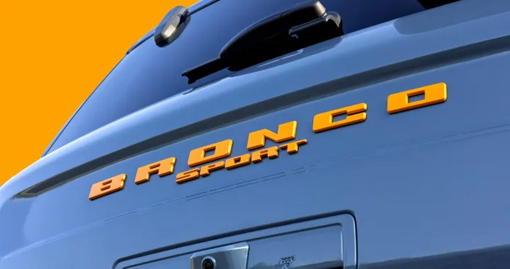 Ford richiama 1,74 milioni di veicoli per problemi alle telecamere posteriori