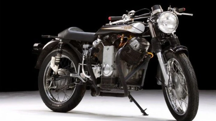 Raven MotoCycle, ovvero: una Guzzi al rovescio!