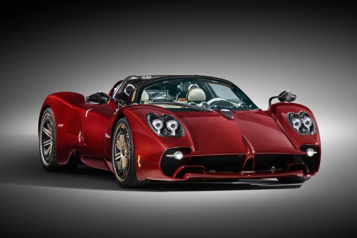 Pagani Automobili partecipa con Utopia ad Auto e Moto d'Epoca 2024
