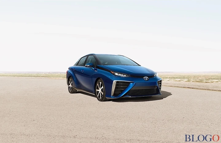 I prototipi che hanno portato alla Toyota Fuel Cell