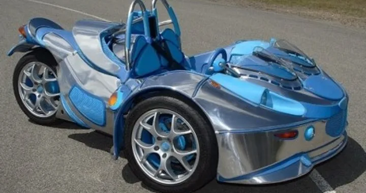 Bonning Roadster: 3 ruote fra sport e ambiente
